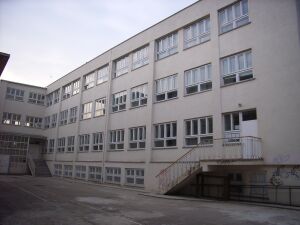 Cluj-Napoca: Maraton pentru încheierea lucrărilor la şcoli şi grădiniţe