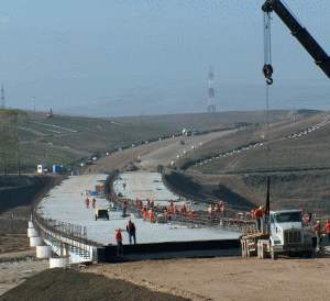 Bechtel a amânat concedierea colectivă a angajaţilor până după 15 aprilie