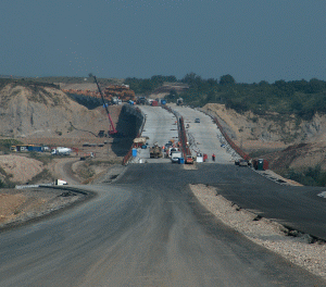 CNADNR cere Bechtel costuri cu 35% mai mici la autostrada Braşov-Borş