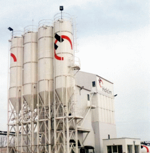 Volumul vânzărilor de ciment şi clincher ale Holcim România a scăzut cu 1% în primul semestru
