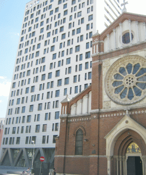 Justiţia hotărăşte, astăzi, într-un nou proces de demolare a Cathedral Plaza