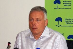 domnul László Borbély, ministrul mediului şi pădurilor