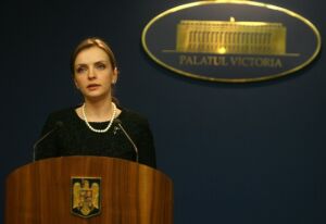 doamna Ioana Muntean, purtătorul de cuvânt al Guvernului