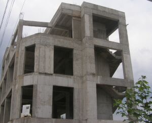 În august 2011 s-a construit mai mult decât în 2010