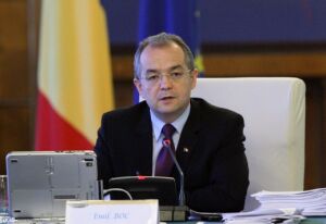 Emil Boc, Prim-ministru