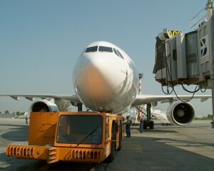 Extinderea pistei Aeroportului Iasi nu se va mai face pe fonduri europene