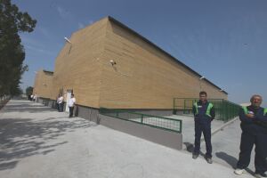 Fosta ferma de pui transformata in centru de adapost