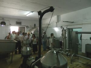Fabrica din Cristuru-Secuiesc a fost cumparata de agricultori
