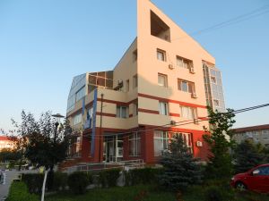 Sediul Primăriei Motru a fost recent reabilitat