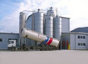 TeraPlast a preluat activitatea Politub cu 21,8 milioane de lei