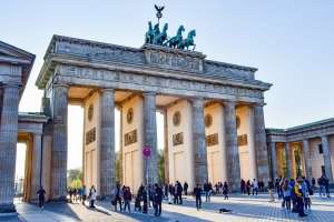 Sindicatele din Germania cer un pachet de stimulente de 50 de miliarde euro pentru sectorul construcţiilor