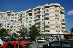 Căderea pieţei imobiliare şi a industriei au afectat grav încasările bugetare la Braşov 