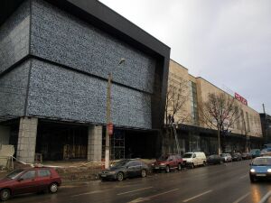Construcţia mall-ului a durat doi ani