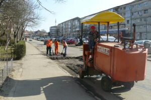 lucrări pe străzile din Oradea
