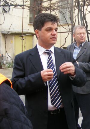Domnul Romeo Rădulescu, primarul interimar al municipiului Râmnicu Vâlcea