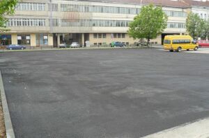 Lucrările la parcarea din Strada Independenţei