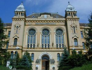 Miercurea Ciuc: Lucrările la liceele "Márton Áron" şi "Segíto Mária" au fost atribuite
