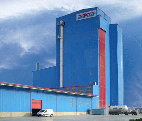 AdePlast a produs un milion de tone de adezivi şi mortare uscate în fabrica de la Ploieşti