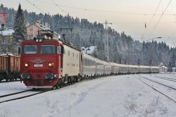 Licitaţie pentru modernizarea liniei de cale ferată Bucureşti Nord - Aeroportul Henri Coandă