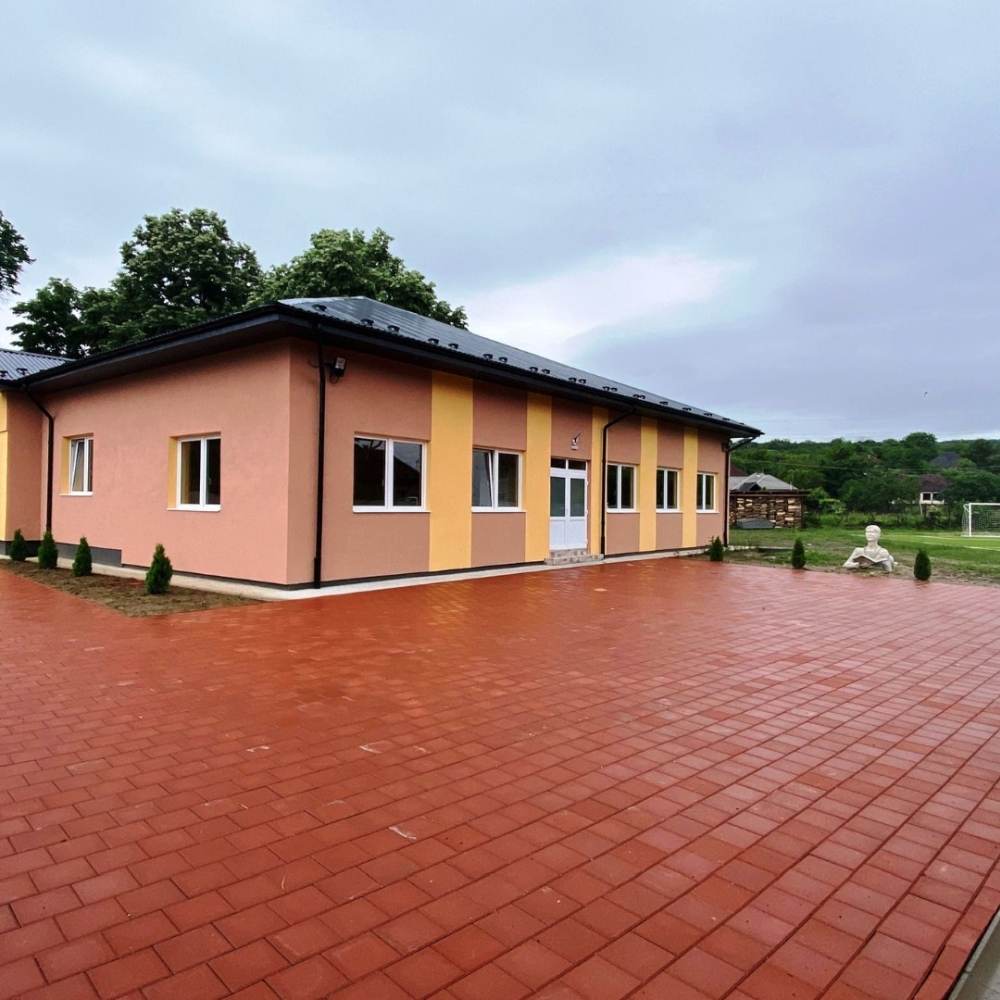 Elis Pavaje continuă implicarea în dezvoltarea generaţiilor viitoare