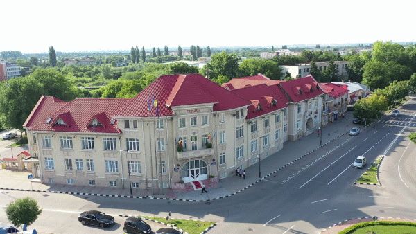Municipiul Giurgiu: Proiecte de investiţii în infrastructura rutieră şi în reţelele de apă şi canal
