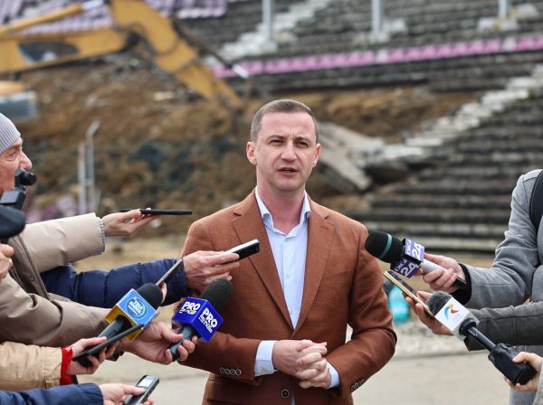Preşedintele CJ Timiş: Noul stadion Dan Păltinişanu, cu 32.000 de locuri, rămâne o prioritate, în ciuda zvonurilor privind renunţarea la investiţie
