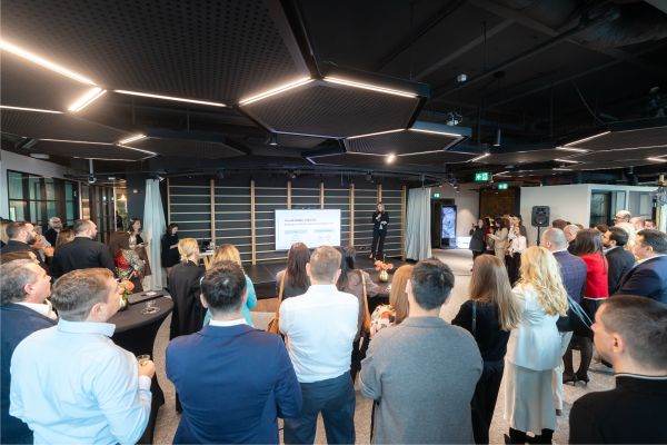 Raport CBRE: Retailul rămâne motorul tranzacţiilor, industrialul domină cererea în 2026