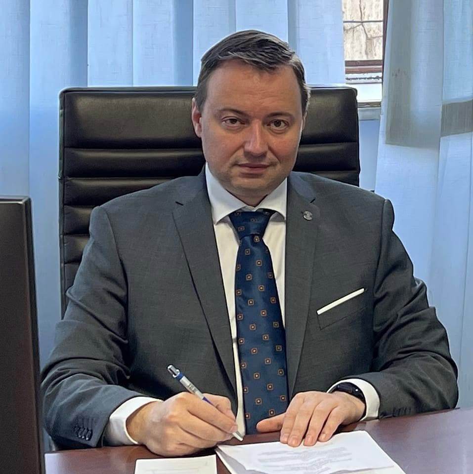 A1 Sibiu-Piteşti, secţiunea 3: Stadiu fizic de 15%, 1.300 de muncitori şi 530 de utilaje pe şantier