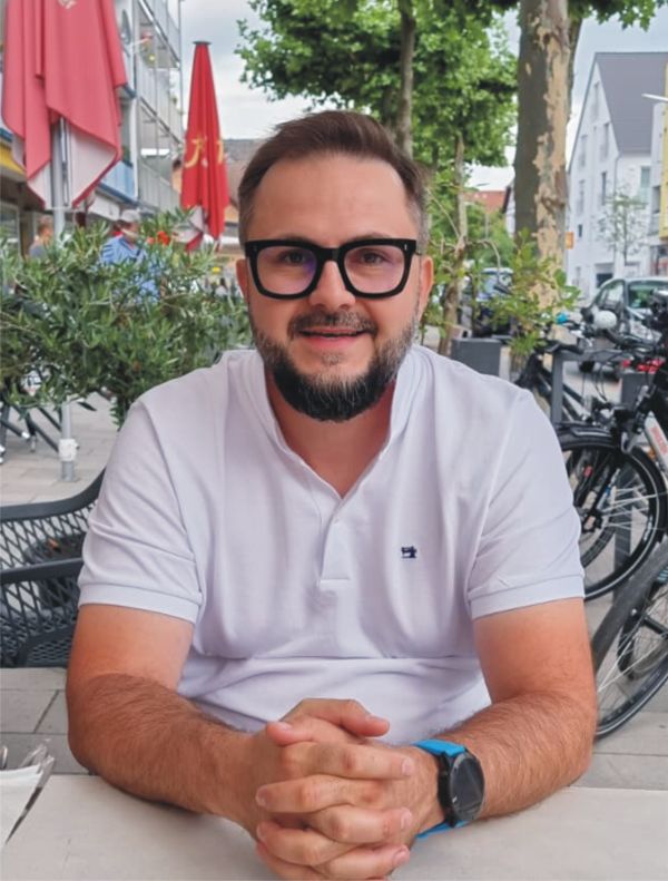 "Piscina a devenit o investiţie în valoarea proprietăţii, nu doar în confort"