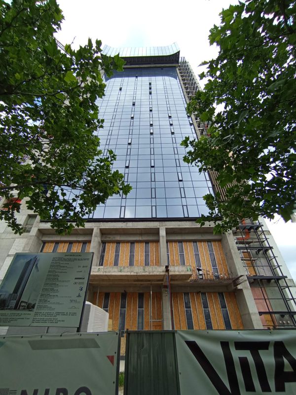 Imobil cu funcţiuni mixte dezvoltat de Business Hotels Investment
