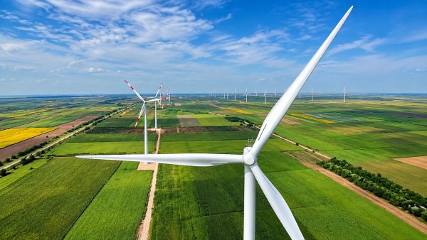 Consiliul Judeţean Vrancea vrea să acceseze aproape 7 milioane de lei pentru energie verde
